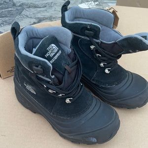 The north face kids boots